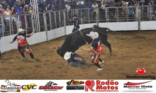 8 SEGUNDOS: 1° noite de Rodeio Solidário na zona Leste da capital - Fotos: Ícaro Rafael