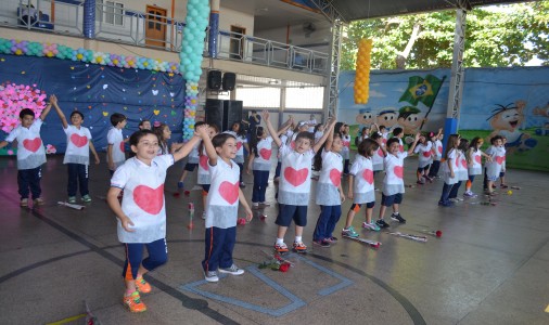 Colégio Classe A - Homenagem as Mães