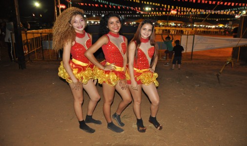 6º ARRAIAL DA AMIZADE 2017 DIA 1 DE JULHO Fotos: Ney Cunha 69 992500731