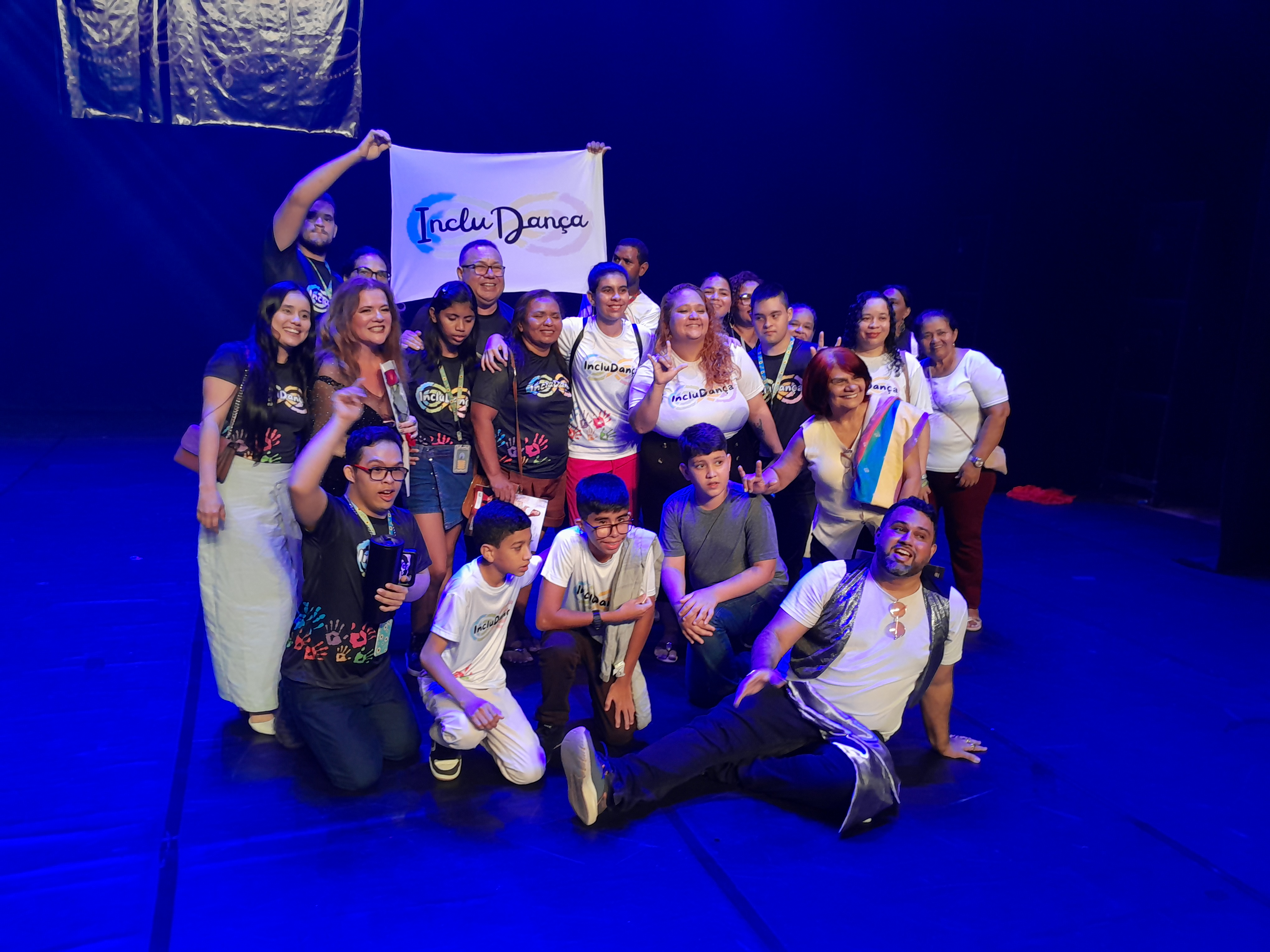 Pop Star Belly Dance - Dia da Danca no Teatro Belas Artes com nucleo Cristina pontes