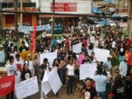 CIDADANIA – Centenas de manifestantes protestam contra a corrupção em Porto Velho