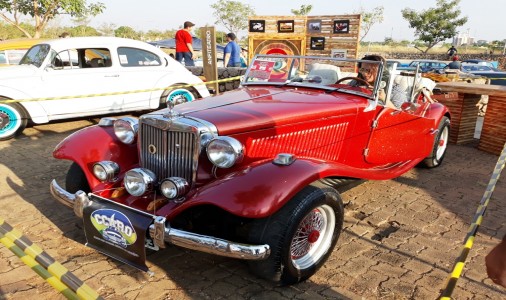 Encontro de Carros Antigos no Parque da Cidade – fotos Eliardo Lima