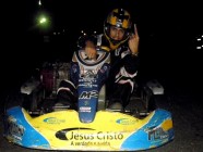 Etapa noturna do campeonato municipal de kart